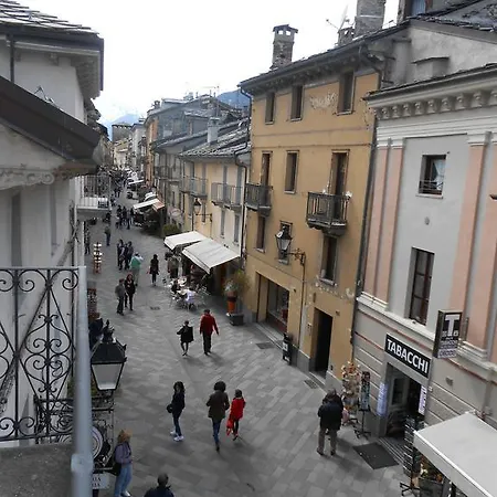 Casa De Giorgis