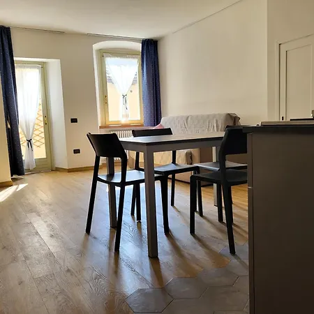 Casa De Giorgis Aparthotel Aosta