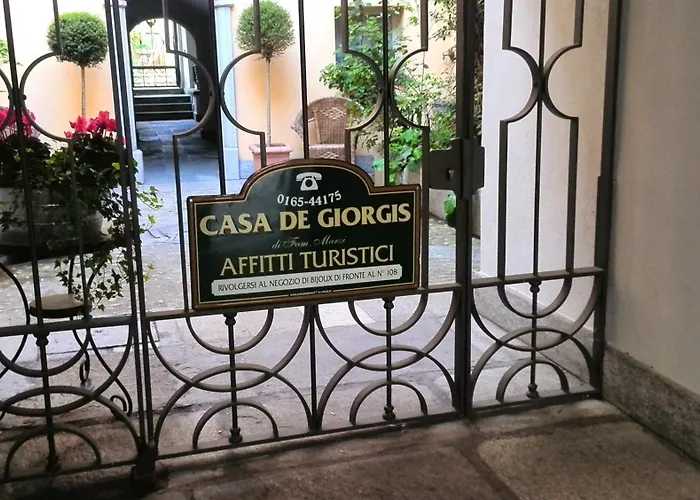 Casa De Giorgis أَويستا